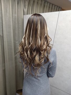 ニーナ ビューティーサロン(NINA Beauty Salon) プルエクステでバレイヤージュ
