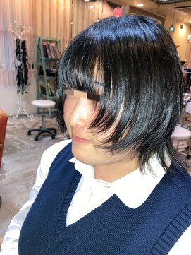 アリュー(allu) 顔周りレイヤーウルフ