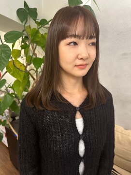 インビテーション(invitation) ミディアム オリーブベージュ