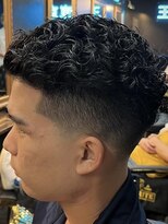 キングスマン トーキョー 国分寺(KINGSMAN TOKYO) アップバング/ツーブロック/スキンフェード[国分寺/国分寺