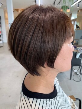グランデュール 東静岡池田店(GRANDEUR) 東静岡ショートボブくびれショートイルミナカラー顔周りレイヤー