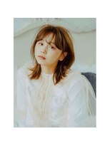 アクシス(axis)&nbsp;肩下ミディアム