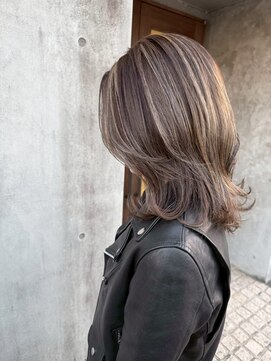 ヘアーメイク グレース 本店(HAIR MAKE GRACE) 白髪も見えにくく・・・ハイライトカラー×くびれヘア