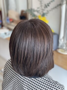 ヘアーサロン ミッセェル 艶グレイカラー
