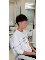 ブリーズ(Breeze)&nbsp;黒髪マッシュショート×ツーブロックメンズカットメンズヘア