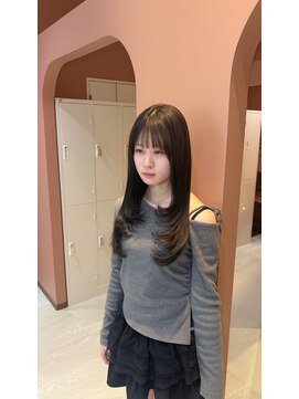 ニナ 梅田(nina) レイヤーカット×グレージュカラー