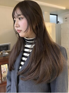 ウィットサークル(wit circle) 透明感たっぷりブラウンベージュ