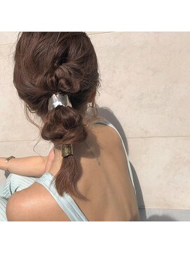 アリーズ シブヤ(ALLYS shibuya) 編みおろしヘアアレンジ 結婚式 パーティ たまねぎアレンジ