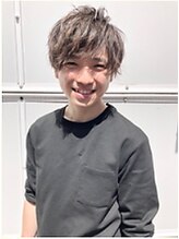 コワファーストナガサキシャンプーボーイ(COIFF1RST NAGASAKI SHAMPOO BOY) 大川未来 ［長崎］