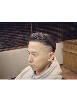 【福山men's salon】男らしさもありつつ柔らかくキマリすぎないスタイル!ワンランク上のビジネススタイルに