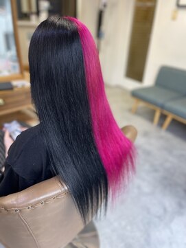 フツーロ 栄(FUTURO) プルエクステ　エクステ　ツートンヘア