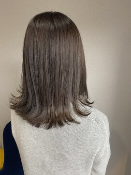 ディーバ(diva) オリーブアッシュ