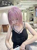 ヲタク(wotaku.)&nbsp;ハイトーンピンクペールピンクベージュ切りっぱなしボブブリーチ