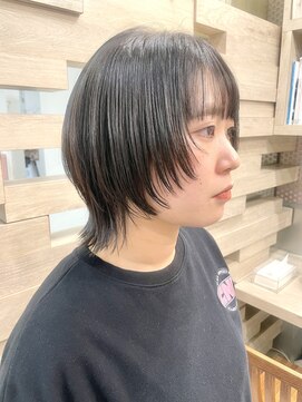 テテ(TETE) ショートウルフ