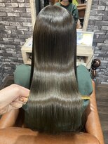 リリー シンジュク(Lilly)&nbsp;【Lilly新宿】#酸性ストレート＃イルミナ #ブリーチ履歴１回