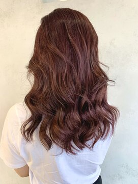 イリ 心斎橋(ili) ワインレッド