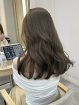 ウェイズトウキョウ 新宿店(Ways TOKYO)&nbsp;透明感たっぷりオリーブベージュ