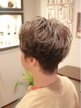 フレッシュネスバーバーショップ(FRESHNESS BARBER shop)の写真/【西鉄小郡駅前】クラシックなバーバースタイルからラフなカジュアルスタイルまで幅広く対応。