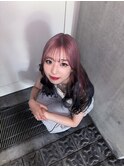 ホワイトピンクとグレーの透明感グラデーションルーツカラー