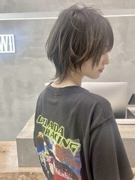 ダブルトーキョー シブヤ(W-TOKYO SHIBUYA) 斜め45°も素敵なネオウルフ ウルフカット ウルフ