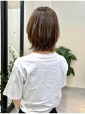 「evri」ミディアム　外ハネ　レイヤー　レイヤーカット