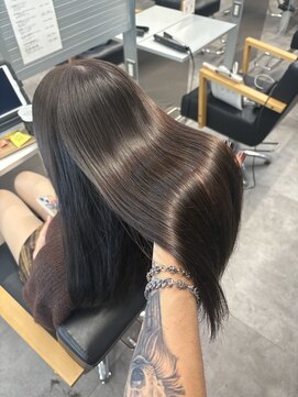 キング 梅田店(K!ng) 縮毛矯正髪質改善ハイライトレイヤーカット梅田美容室エクステ