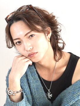 ビカム 名駅(become) 【メンズミディアム】毛流れスパイラルセンターパート