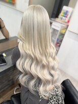 ラピス 横浜(Lapis)&nbsp;ホワイトブロンドブリーチカラーダブルカラーシールエクステ