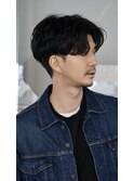 ニュアンスパーマ　ツーブロックショート　センターパート