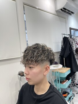 キューカンバー(CUCUMBER) ハイライト×スペインカール