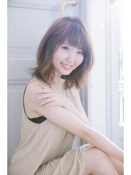 テイスティドア(Tasty door) やりすぎない外ハネスタイル。