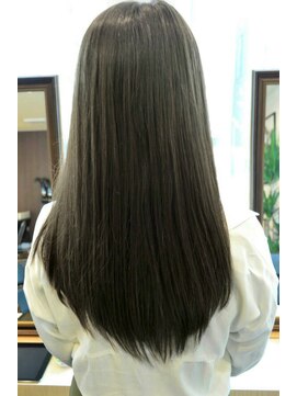 ドアーズ(Door's) 30代40代ショート白髪染めグレイカラーボブ艶栄名駅伏見丸の内