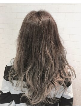 ヘアーサロン カシータ(Hair Salon CASITA) 夏に向けて明るめグラデーション/20代/30代/グレージュ/ブリーチ