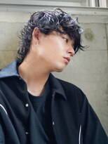 ライラ(Lyla)&nbsp;無造作質感ヒラスパマッシュウルフ