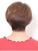 綺麗なシルエットの、大人っぽい雰囲気のひし形ショート