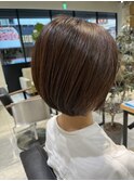 ショートボブ
