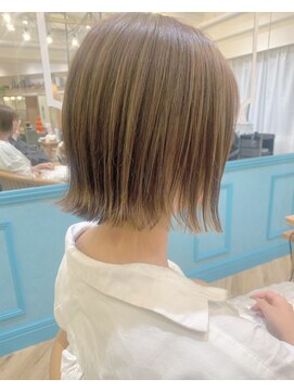 ロンドシエル 横浜(Lond ciel) ミルクティベージュ×切りっぱなしボブ【沼座悠人】横浜モード