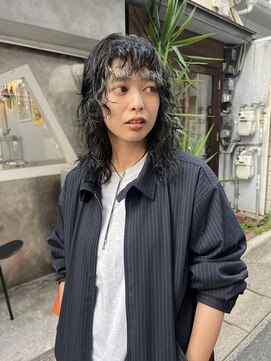 ゾーイ(ZOEY) 【chihiro】顔周りレイヤー＋パーマで重軽ヘアー