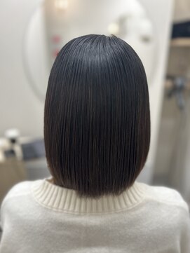 トッカ 広島(tocca) 髪質改善で叶える　まとまるツヤ髪ボブ