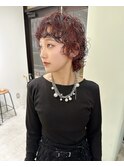 ショートウルフパーマボルドーレッドカラー暖色パーマショート