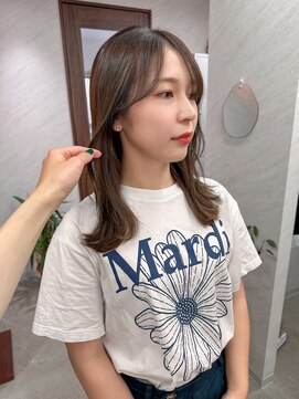 トーン(tone) 大人ブラウン×顔周りレイヤー