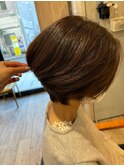 ショートボブ