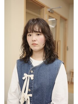 エミイ 鎌倉(eMii.) ミディアムパーマ/レイヤーパーマ/鎌倉パーマ/鎌倉/パーマ