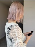 ハイトーンピンク ブリーチカラー 切りっぱなしボブ ミニボブ