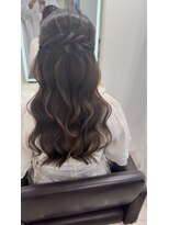 ジャムスタイリングハウス(JAM STYLING HOUSE) 【北新地ヘアセット】上品ハーフアップ