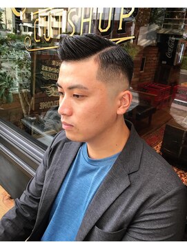 フォーコーナーズ(Four Corners) Classic Part Style