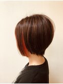 手ぐしを通すだけで決まるショートデザインカラー