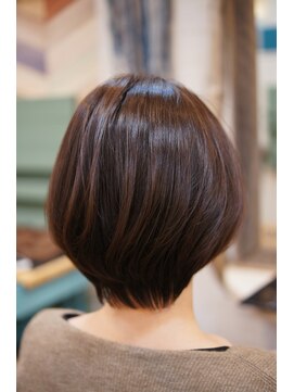 トレフル(trefle) 低めのグラデーションボブ