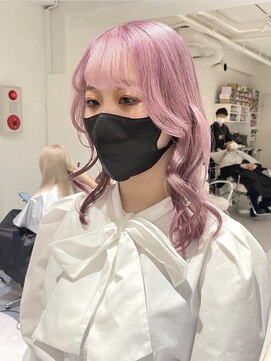 ターン ヘアー(TAAN HAIR) ホワイトピンク