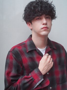 レジュアル(RESSUAL) 無造作波巻ニュアンスマッシュサイドパートツイストパーマ